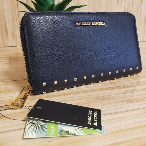 Badgley Mischka Handbags - NWT Badgley Mischka Long Wallet